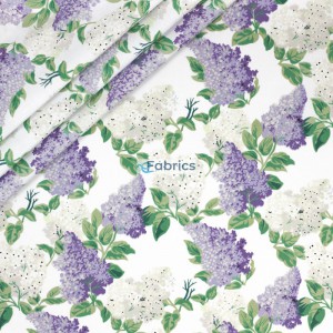 Baumwollstoff Violette Lila Blumen auf weißem Hintergrund